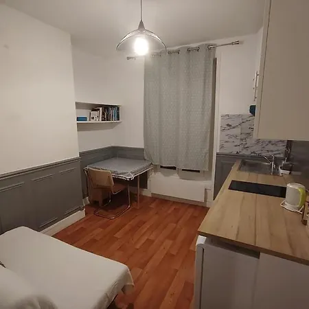 Apartment Joli Appart Fonctionnel 2 Pieces Dernier Etage